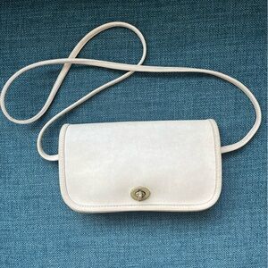 Vintage Coach NYC Bone Dinky